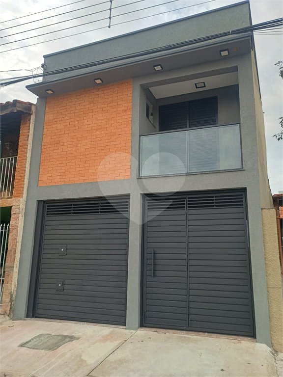 Belíssimo Sobrado com 3 Quartos e 135m² A/C à Venda no Jardim Alvinópolis - Atibaia