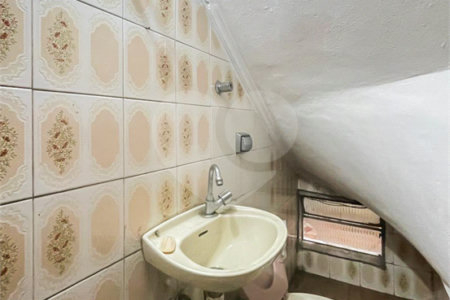 Casa - Ipiranga - 3 Quartos / Dormitórios - 2 Vagas - Venda / Compra - Avenida Ricardo Jafet