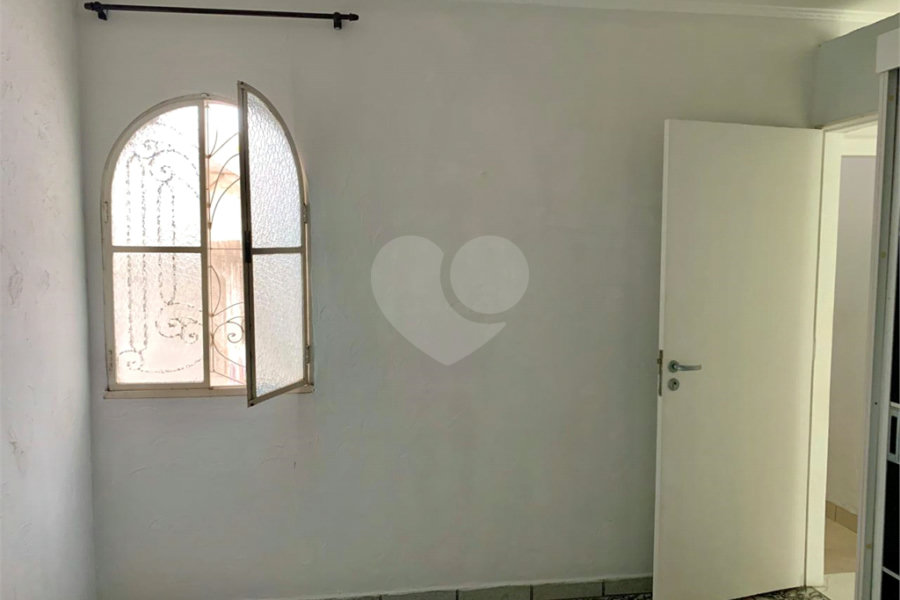 Sobrado de 150m2 com 4 dormitórios e 1 vaga à venda na Chácara Inglesa