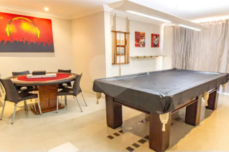 Apartamento à venda na Moóca, 68m², 2 dormitórios, 1 suíte, 1 vaga, ar condicionado, varanda, lazer completo