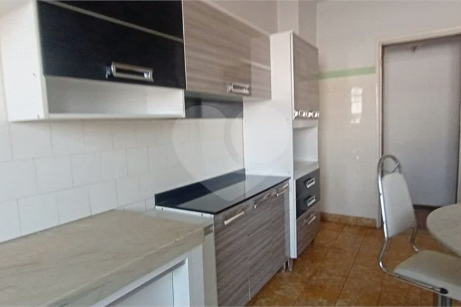 Apartamento à venda no Ed. Luciano Guidotti em Piracicaba/SP.