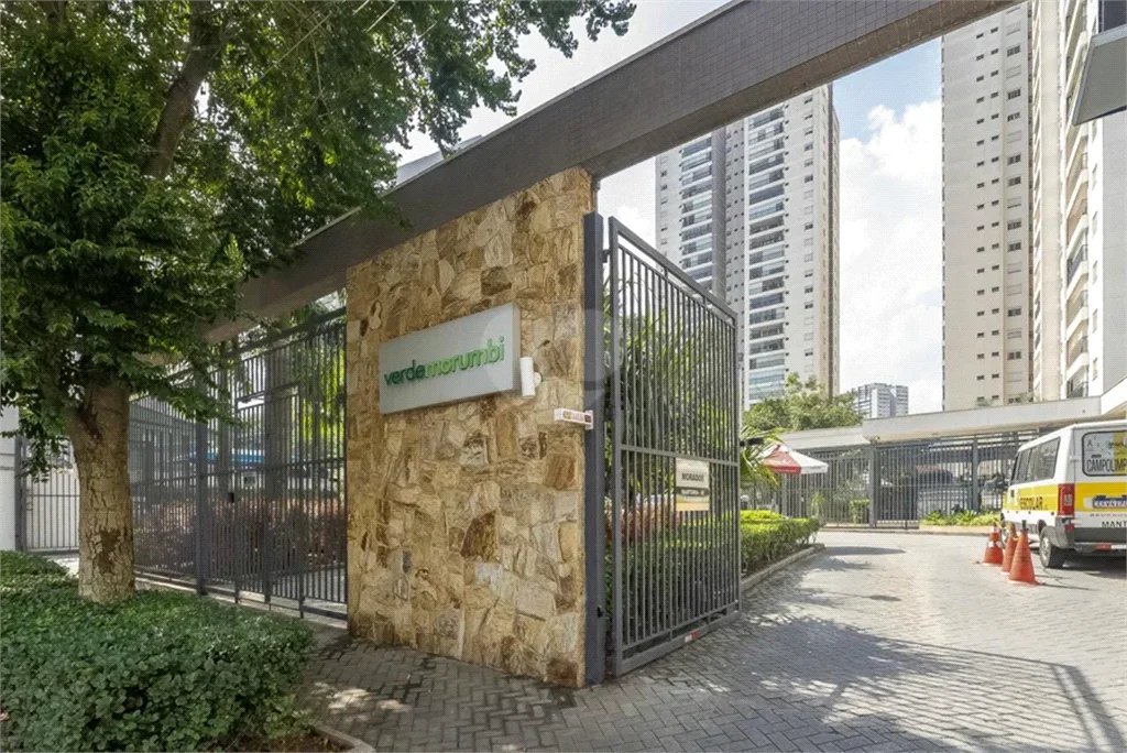 Apartamento à venda com 3 quartos, sendo 1 suíte, em Parque Reboucas, São Paulo, SP
