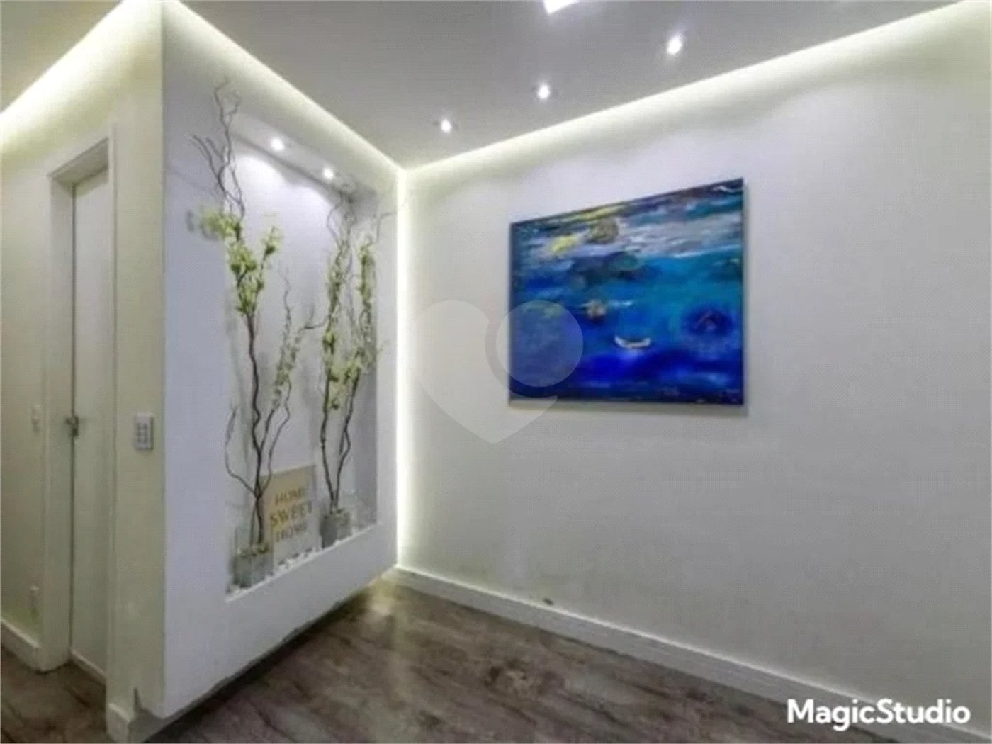 Apartamento com 68m², 2 dormitórios, 1 suíte, 1 vaga, à venda na Vila Ema.