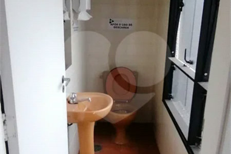 SALA COMERCIAL PARA LOCAÇÃO COM 57m2 NA VILA MARIANA/METRÔ