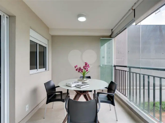 Apartamento à venda com 2 suítes em Santo Amaro, São Paulo, SP