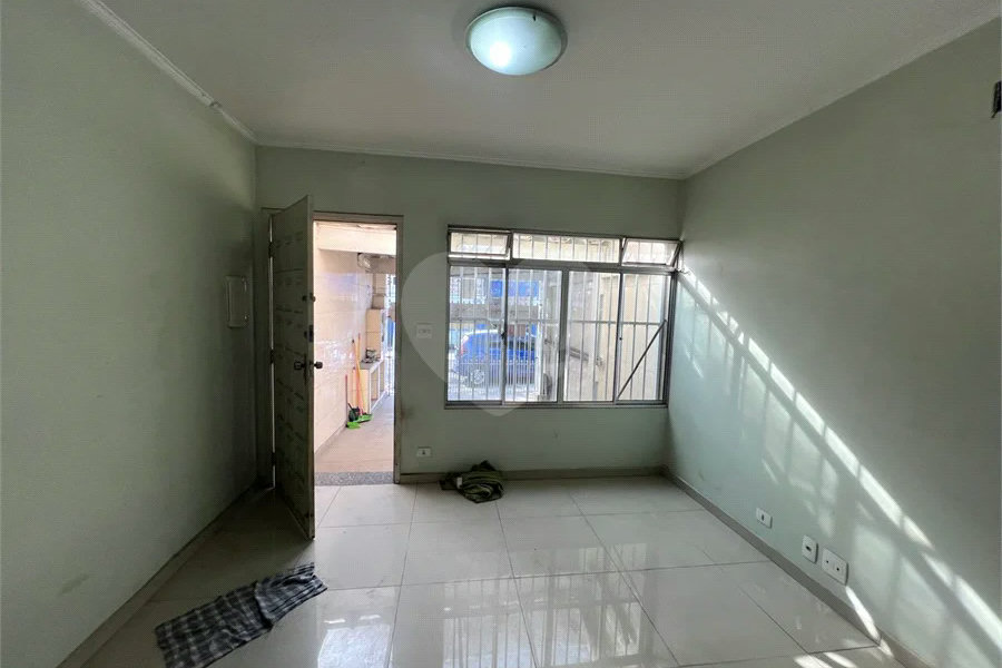 Casa 2 dormitórios na Vila Santa Catarina