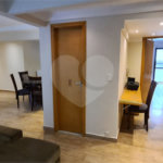 Apartamento para venda e locação de 130m² no Jardim Paulista com 2 suítes e 2 vagas.