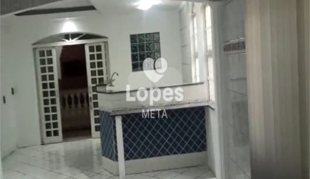 Casa à venda com 4 quartos, sendo 1 suíte, em Jardim Torrão de Ouro, São José dos Campos, SP