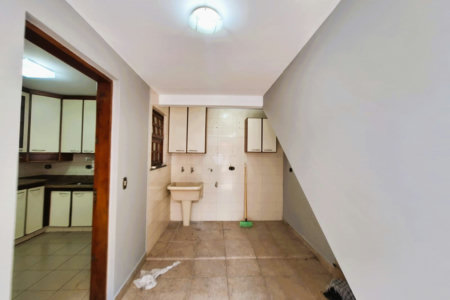 Casa à venda com 4 suítes, sendo 1 suíte externa, no Jardim Bonfiglioli, São Paulo - SP