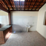 Casa Assobradada à Venda – Conforto, Excelente Acabamento e Localização Central