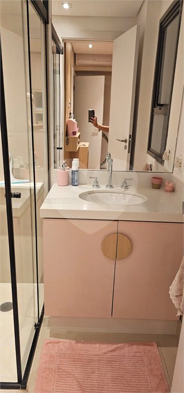 Apartamento com vista LIVRE Com 131 m² útil 4 banheiros 3 vagas 3 suítes Aceita contra proposta. Aceita e estuda Permuta