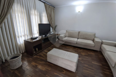 Casa com 3 dormitórios no Jardim Nova Santa Paula