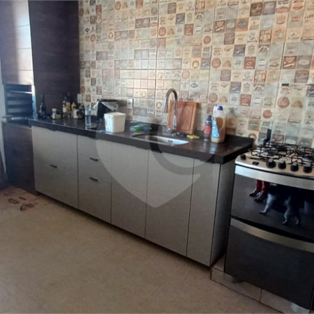 Luxuoso Sobrado com 4 Suítes