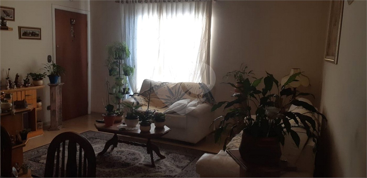 Apartamento 3 dorm, 1 suíte, 2 vagas no Belém