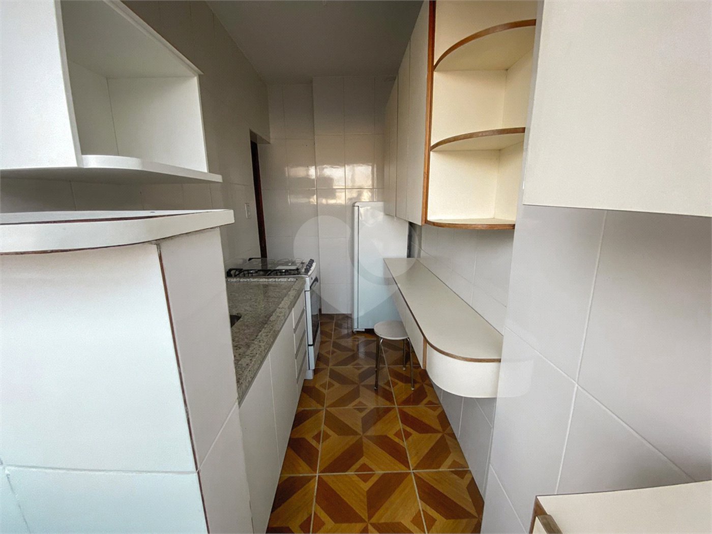 Apartamento á venda com 44m² -Liberdade