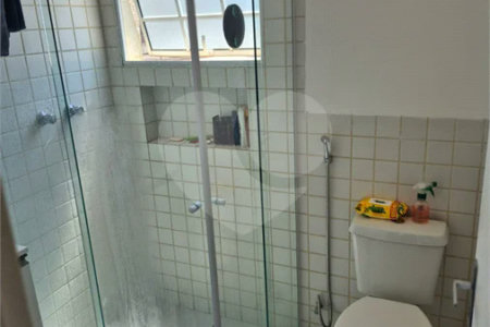 Casa em condomínio à venda em Valinhos no Residencial Santa Elisa com possibilidade de permuta por apartamento