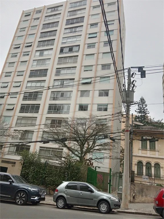 Apartamento à venda com 3 quartos, sendo 1 suíte, em Jardim Paulista, São Paulo, SP