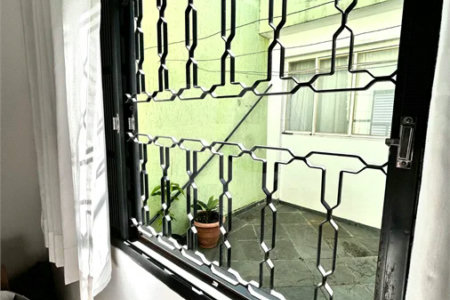 Casa com 2 quartos na Vila Brasileira em Mogi das Cruzes/SP