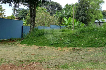 Terreno com 2.010,00 m² .