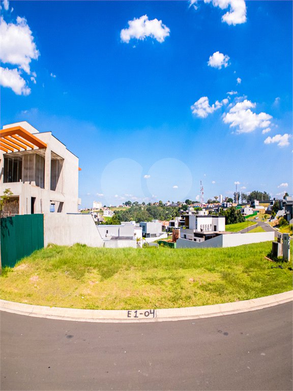 Indaiatuba - Villa dos Pinheiros - terreno com 680,37 ms - R$ 1.490.000,00 - condominio - R$ 1.450,00 - iptu - R4 520,00 - Com segurança inteligente, fiação e internet por fibra ótica subterrâneas, gás encanado e uma exuberante área verde preservada com nascentes naturais, Salão de festas, lounge