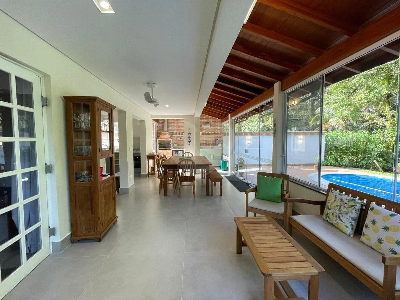 Casa à venda com 4 suítes em Riviera de São Lourenço, Bertioga, SP