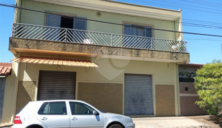 Casa à venda com 2 quartos em Parque Residencial Maria Stella Faga, São Carlos, SP