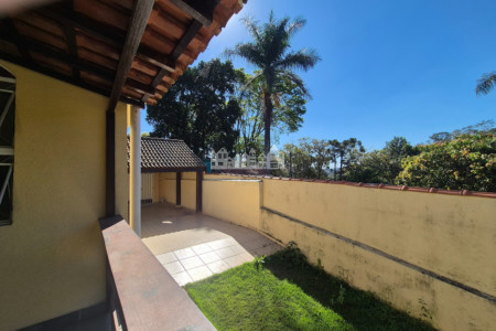 Casa à venda com 3 quartos, sendo 1 suíte, em Ribeirão dos Porcos, Atibaia - SP