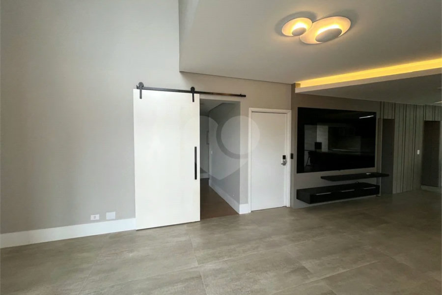 Maravilhoso Apartamento com 3 quartos no Jardim Europa
