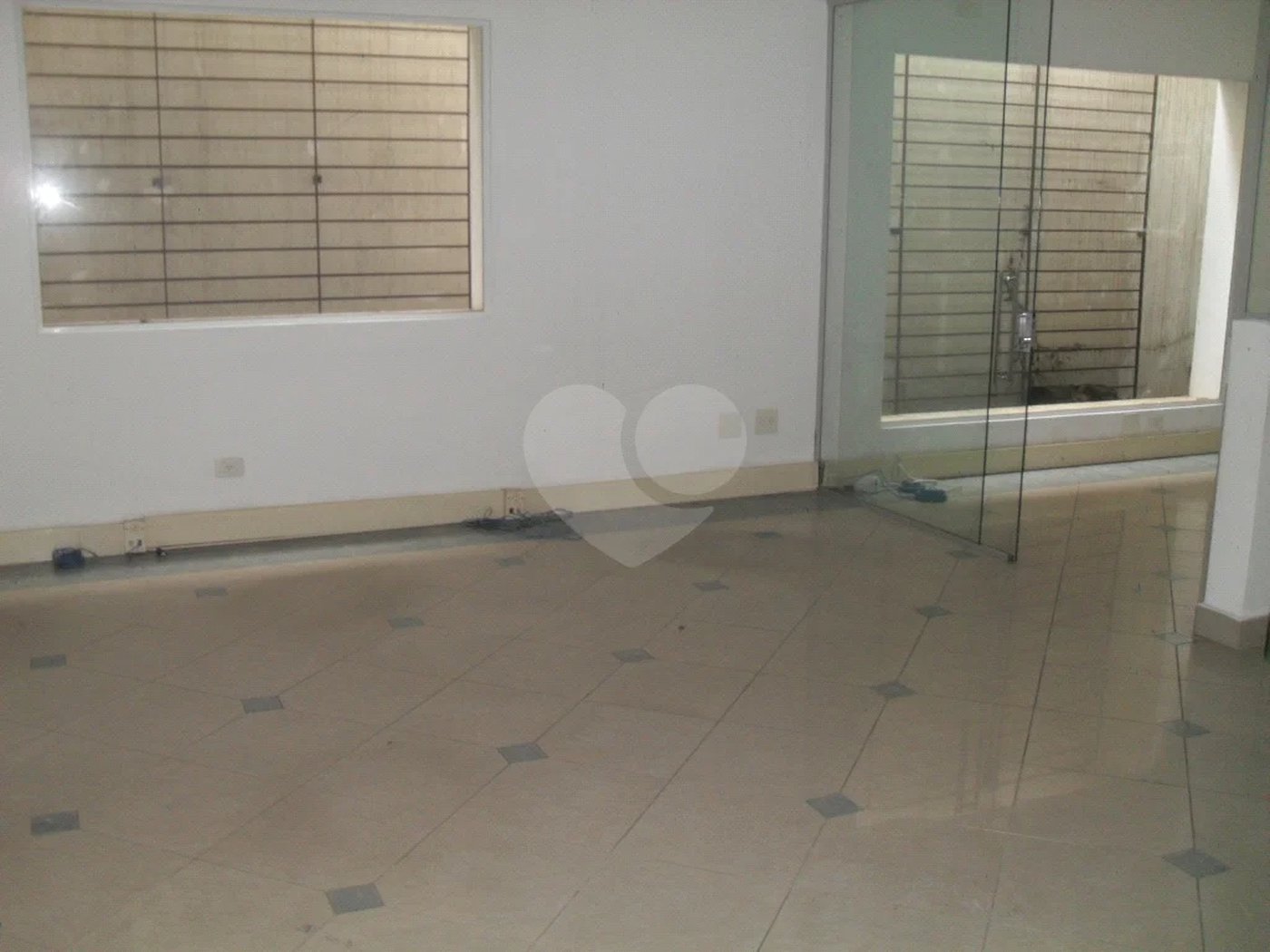 Excelente sobrado/prédio comercial próximo ao Aeroporto de Congonhas!