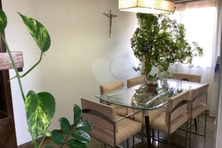Apartamento na Mooca com 244 metros