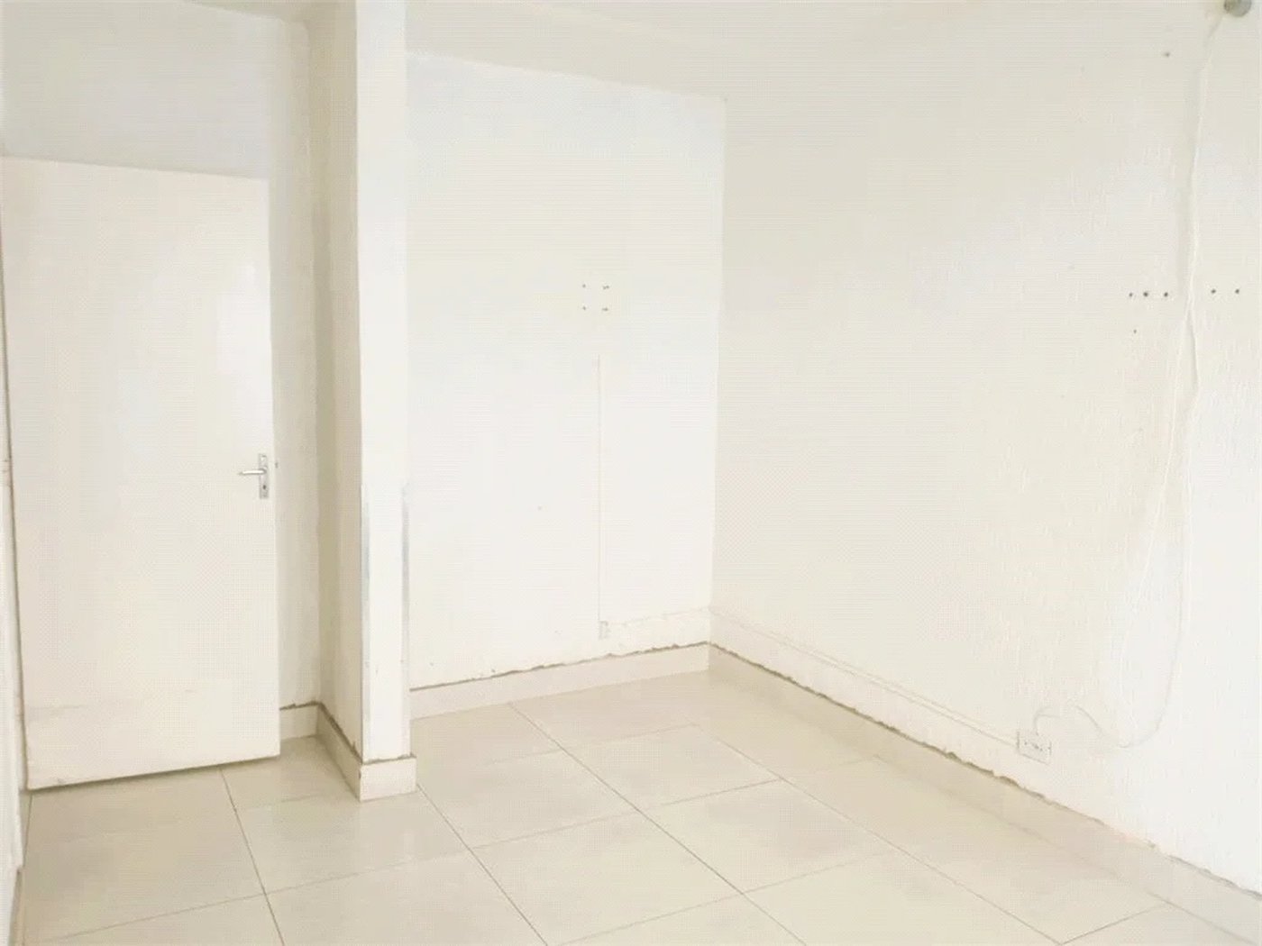 Casa à venda ou para alugar com 7 quartos, sendo 2 suítes,  em Jardim Peri Peri, São Paulo, SP