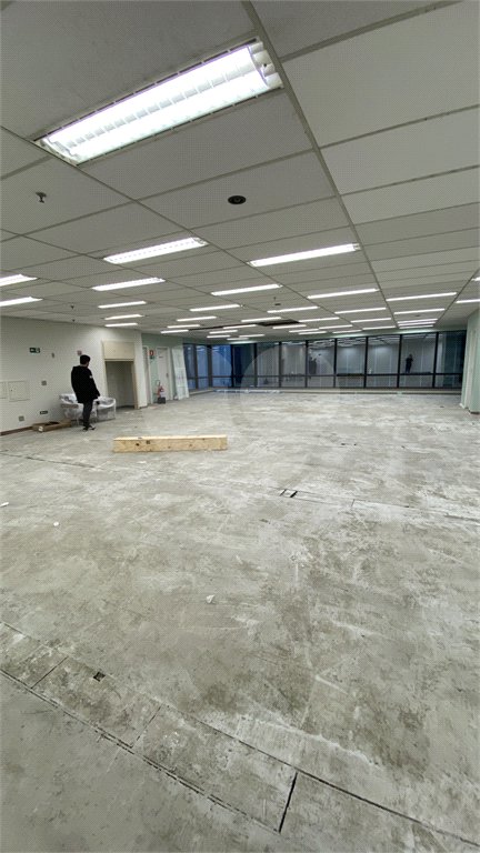 Sala comercial Alto padrão Alameda Santos