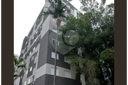 Apartamento à venda na Frei Caneca, 28 m², 1 quarto