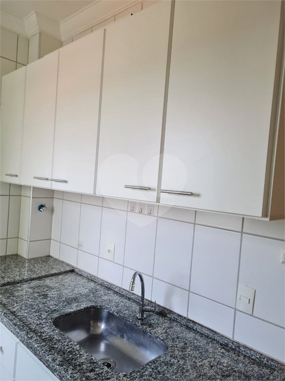 Apartamento no Condomínio Monte Verde.