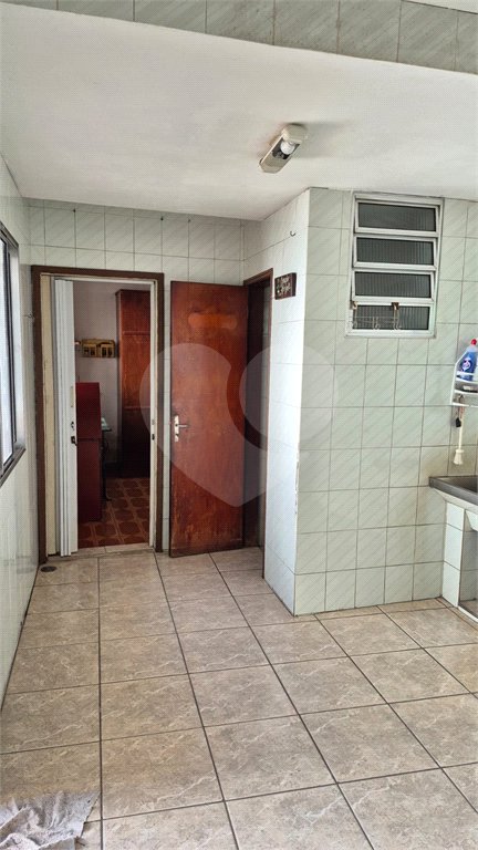 Casa residencial ou comercial com mais de 200m² na região do Jardim da Saúde em São Paulo - SP.