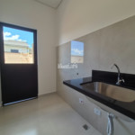 Casa térrea moderna com piscina privativa à venda no Jardim dos Pinheiros, em Atibaia