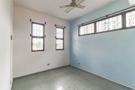 Prédio comercial à venda na Rua Coronel Camisão, 3593 m2 área útil, 1137m2 terreno, 33 salas, 10 vagas