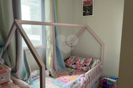Apartamento com 2 dormitórios , sendo 1 suíte , 2 vagas , à venda no bairro Jardim , em Santo André.