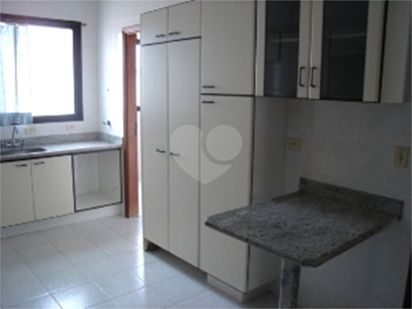 Apto com 130m² em frente ao SCC
