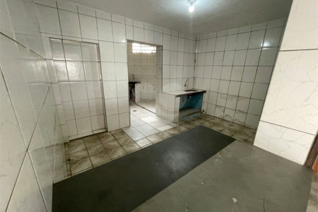 Casa comercio dispondo para venda ou locação no Centro,
