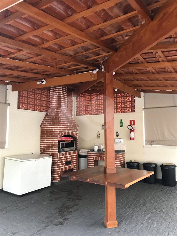Apartamento 2 dormitórios à venda na Vila mariana.