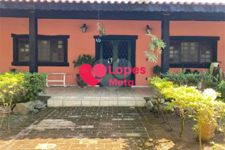SITIO A VENDA, 33.000,OOM² COM 3 DORMITORIOS 1 SENDO SÚITE, 2 BANHEIROS, BAIRRO BOA VISTA, CAÇAPAVA