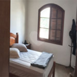 Bonita casa assobradada,no Bairro das Palmas do Tremembé, terreno com 14 X 50 e 350 área construída
