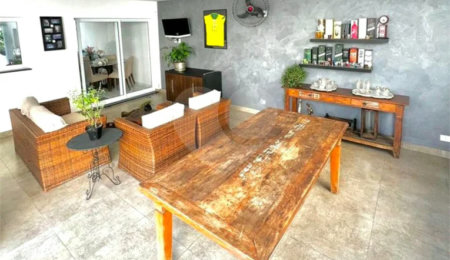 Casa à venda com 3 suítes no condomínio Golden Park, Hortolândia - SP