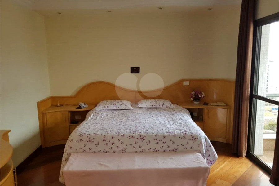 Apartamento 4 dormitórios na Saúde