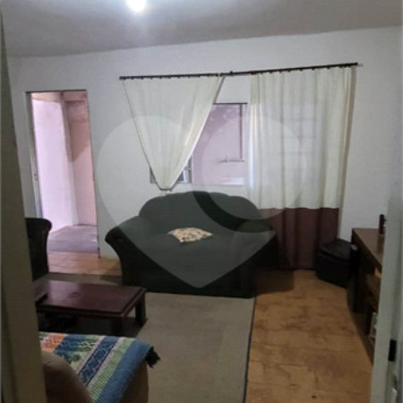 Casa térrea em Ibaté/SP.