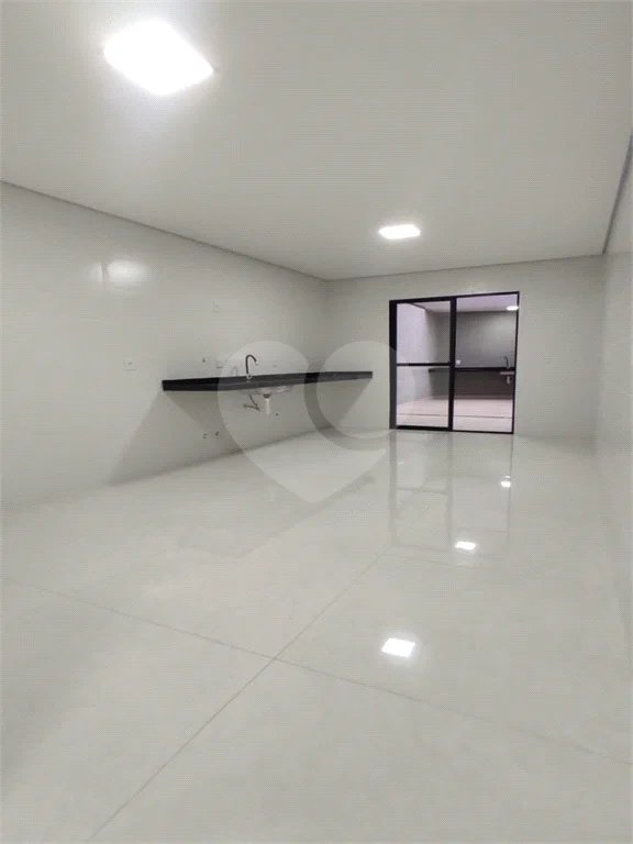 Sobrado à venda na Vila Carrão, 3 quartos (1 suíte)