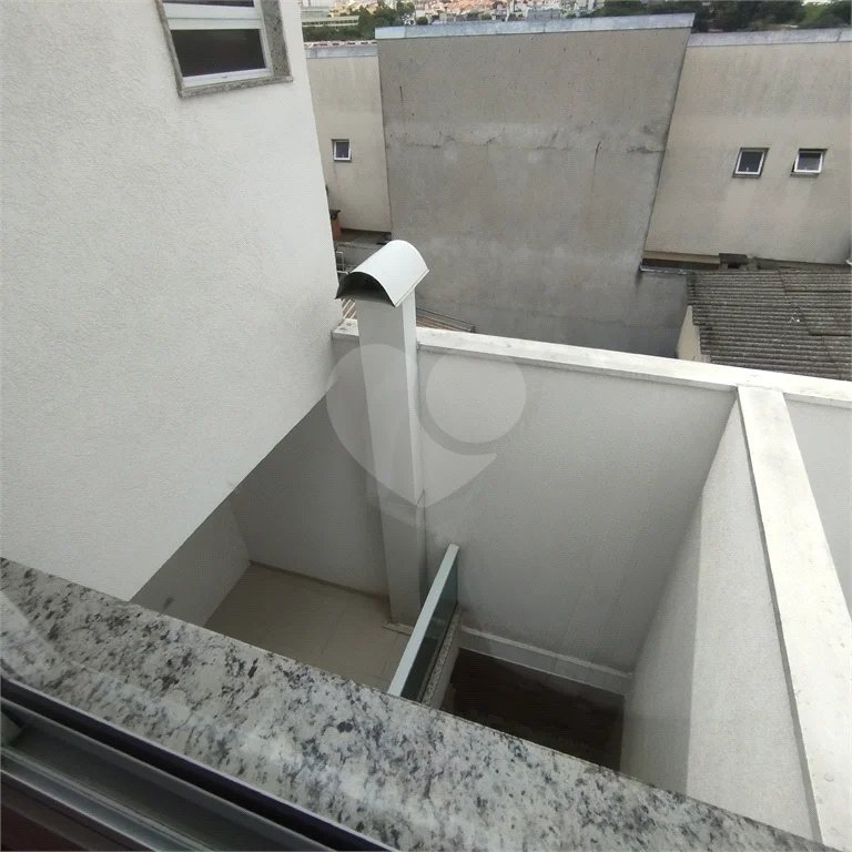 Sobrado à venda, 3 suítes, garagem, a 300 m do metrô Vila Matilde