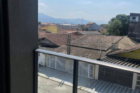 🌊 OPORTUNIDADE ÚNICA EM PRAIA GRANDE – VILA MIRIM! 🏡