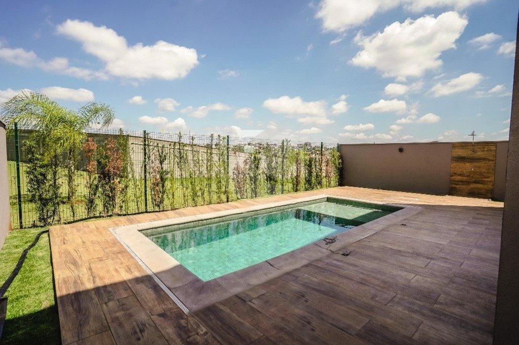 Casa no Condomínio - Quinta dos Ventos .
